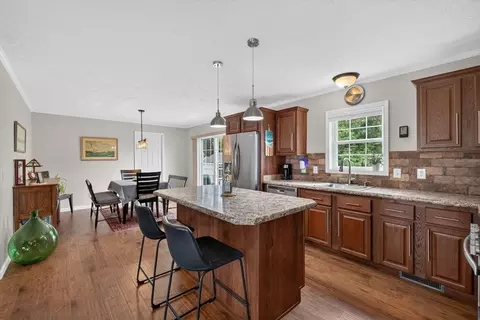 57 Linsay Dr, Raynham, MA 02767 photo 8
