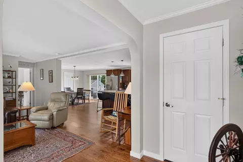 57 Linsay Dr, Raynham, MA 02767 photo 5