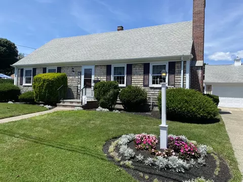 57 Ricketson St, New Bedford, MA 02744