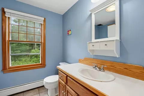 Bath - 10 Sadler Rd, Upton, MA 01568 photo 1 of 4