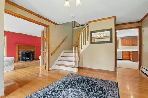 Entry Way - 10 Sadler Rd, Upton, MA 01568 photo 1 of 1