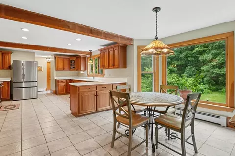 Kitchen - 10 Sadler Rd, Upton, MA 01568 photo 4 of 4