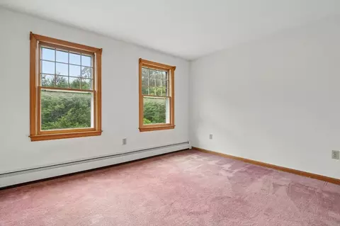 Bedroom - 10 Sadler Rd, Upton, MA 01568 photo 5 of 10