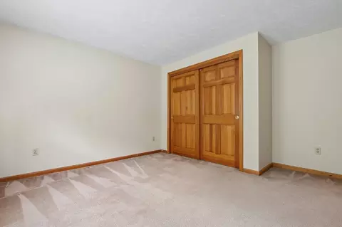 Bedroom - 10 Sadler Rd, Upton, MA 01568 photo 9 of 10