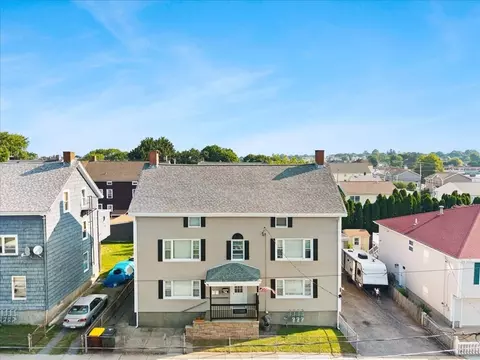 72 Tower St, Fall River, MA 02724 photo 1