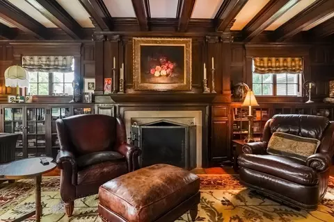 Living - 707 Highland Ave, Fall River, MA 02720 photo 4 of 6