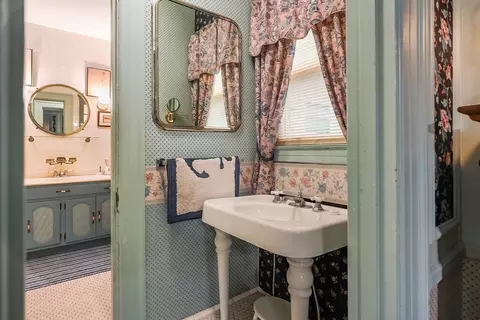 Bath - 707 Highland Ave, Fall River, MA 02720 photo 4 of 5