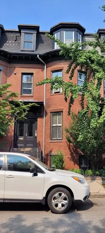 96 E Brookline St #3, Boston, MA 02118