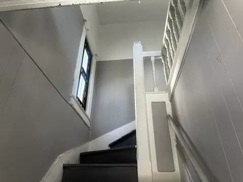 61-63 Acushnet Ave, Springfield, MA 01105 photo 5