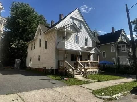 61-63 Acushnet Ave, Springfield, MA 01105 photo 3