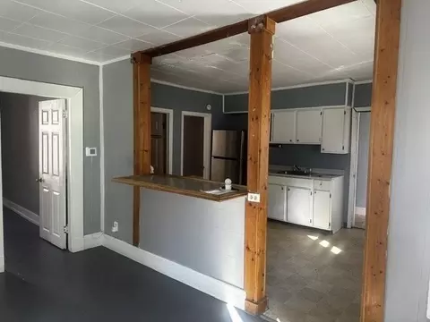 61-63 Acushnet Ave, Springfield, MA 01105 photo 18