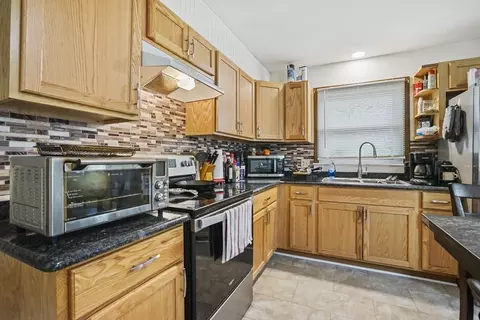 65-67 Nonotuck St, Florence, MA 01062 photo 15