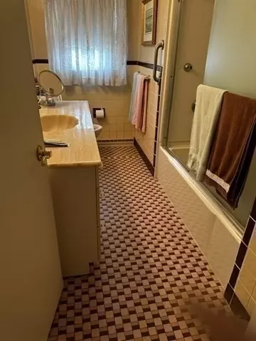 Bath - 37 Rustcraft Rd, Dedham, MA 02026 photo 3 of 3