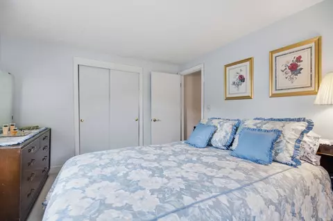 Bedroom - 37 Rustcraft Rd, Dedham, MA 02026 photo 2 of 4