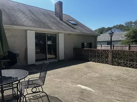 Exterior - 37 Rustcraft Rd, Dedham, MA 02026 photo 6 of 12