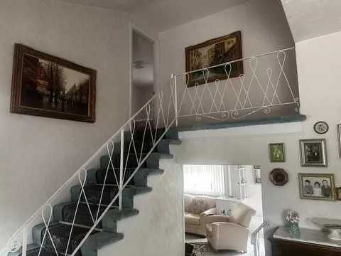 Entry Way - 37 Rustcraft Rd, Dedham, MA 02026 photo 3 of 3
