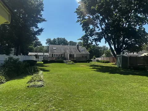 Exterior - 37 Rustcraft Rd, Dedham, MA 02026 photo 10 of 12