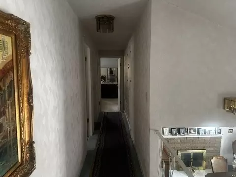 Entry Way - 37 Rustcraft Rd, Dedham, MA 02026 photo 2 of 3