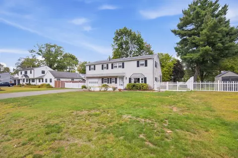 Exterior - 37 Rustcraft Rd, Dedham, MA 02026 photo 4 of 14