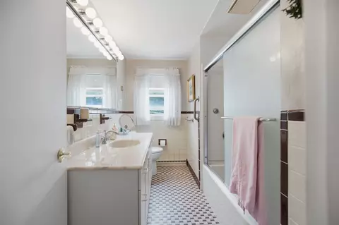 Bath - 37 Rustcraft Rd, Dedham, MA 02026 photo 2 of 3