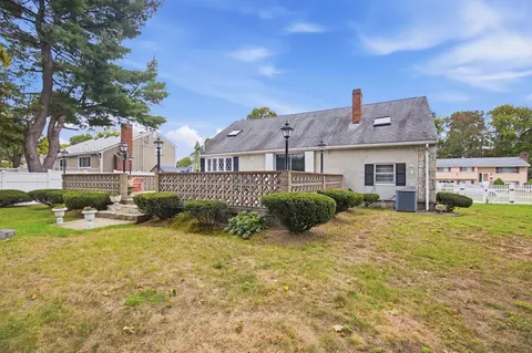 Exterior - 37 Rustcraft Rd, Dedham, MA 02026 photo 8 of 14