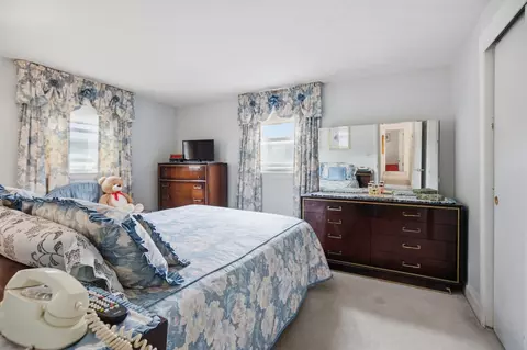 Bedroom - 37 Rustcraft Rd, Dedham, MA 02026 photo 1 of 4