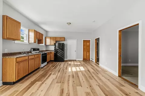 998 Middle, Fall River, MA 02721 photo 13