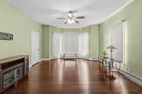998 Middle, Fall River, MA 02721 photo 3