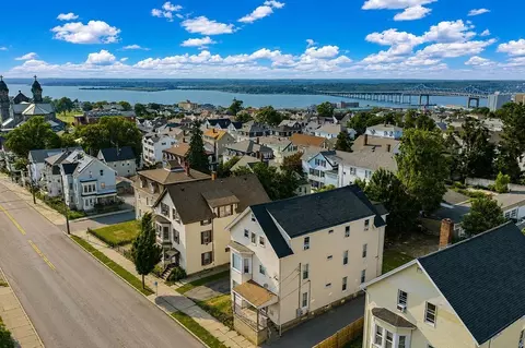 998 Middle, Fall River, MA 02721 photo 2