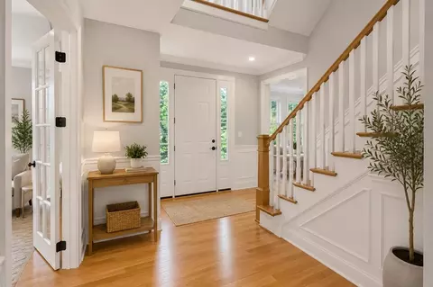 35 Shuttleworth Pl, Dedham, MA 02026 photo 5
