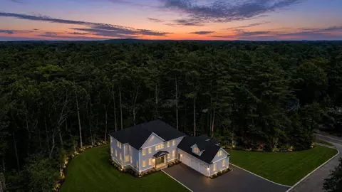 1 Kerri Ln, Hingham, MA 02043 photo 9