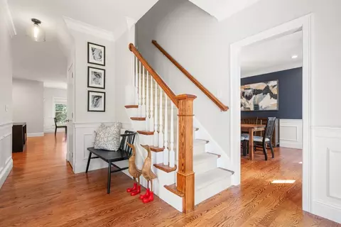 Entry Way - 11 Shadow Ln, Wellesley, MA 02482 photo 2 of 4