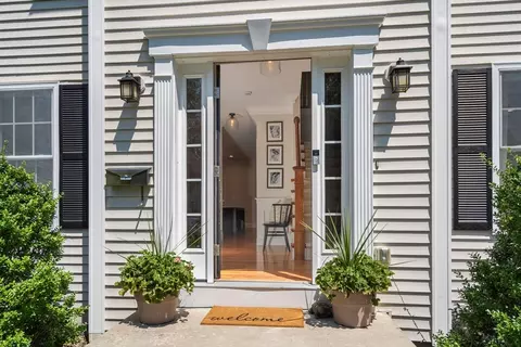 Entry Way - 11 Shadow Ln, Wellesley, MA 02482 photo 1 of 4