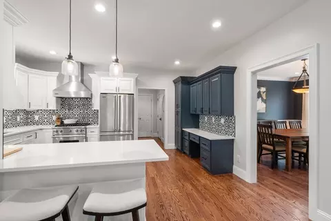 Kitchen - 11 Shadow Ln, Wellesley, MA 02482 photo 4 of 4