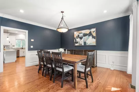 Dining - 11 Shadow Ln, Wellesley, MA 02482 photo 2 of 4