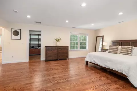 Bedroom - 11 Shadow Ln, Wellesley, MA 02482 photo 2 of 3