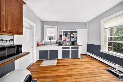 Kitchen - 40 Lincoln Ave, Fall River, MA 02720 photo 1 of 6