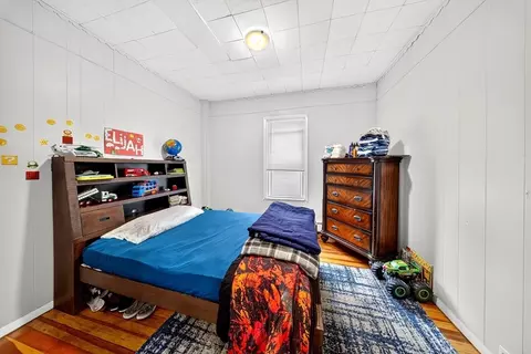 Bedroom - 40 Lincoln Ave, Fall River, MA 02720 photo 1 of 8