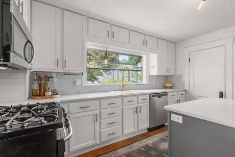 Kitchen - 127 Summer St, Maynard, MA 01754 photo 4 of 4
