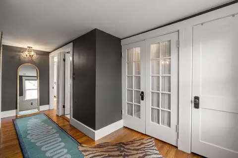 Entry Way - 127 Summer St, Maynard, MA 01754 photo 5 of 5