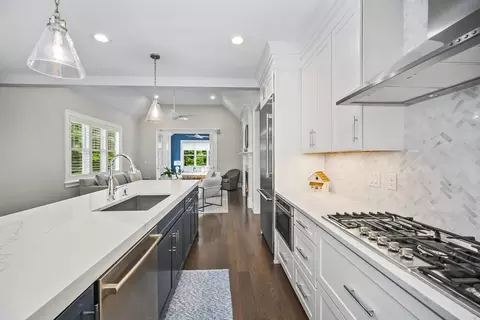 Kitchen - 5 Baiting Brook Rd #5, Framingham, MA 01701 photo 3 of 3