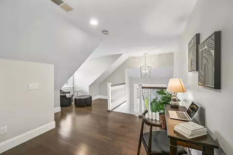 Entry Way - 5 Baiting Brook Rd #5, Framingham, MA 01701 photo 5 of 8