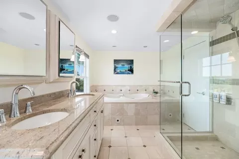 70 Grapevine Rd #B, Gloucester, MA 01930 photo 32