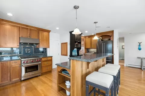 70 Grapevine Rd #B, Gloucester, MA 01930 photo 11