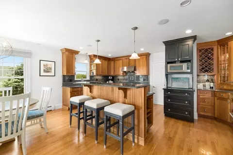 70 Grapevine Rd #B, Gloucester, MA 01930 photo 9