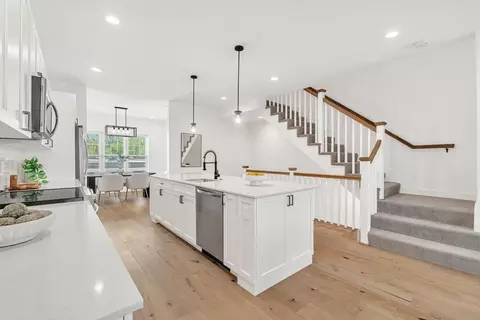 635 Main St #2, Wilmington, MA 01887