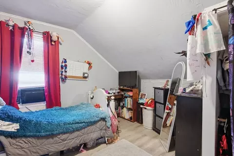 Bedroom - 8 Second St, Sutton, MA 01590 photo 1 of 5