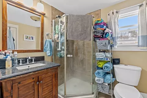 78 Main St, Upton, MA 01568 photo 12