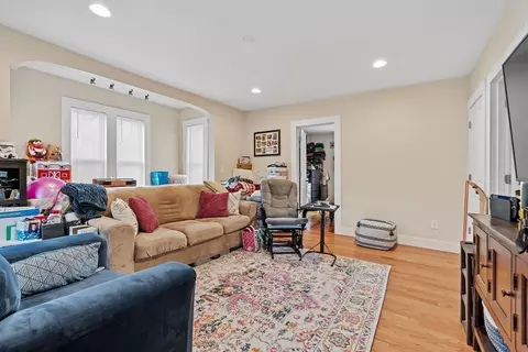 78 Main St, Upton, MA 01568 photo 10