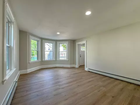 Living - 130 Centennial Ave, Gloucester, MA 01930 photo 2 of 4